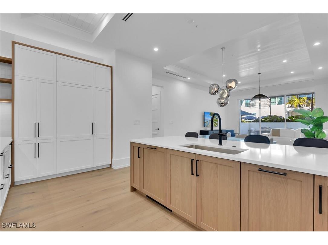 201 8th Street S #209 Naples FL 34102 225082885 image11