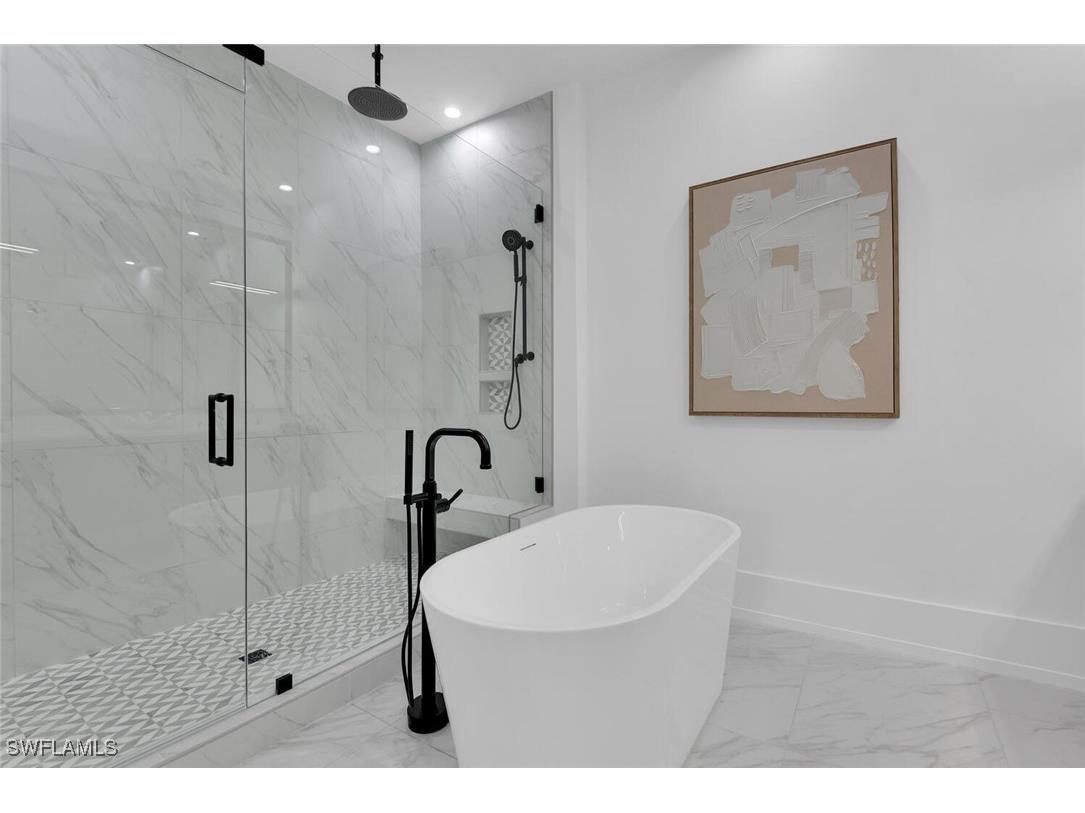 201 8th Street S #209 Naples FL 34102 225082885 image17