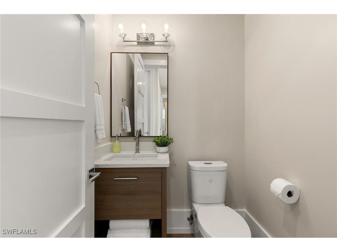 201 8th Street S #301 Naples FL 34102 226000445 image27