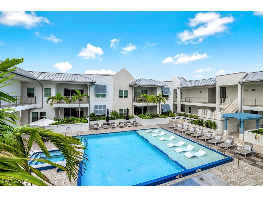 201 8th Street S #308 Naples FL 34102 225072670 image1