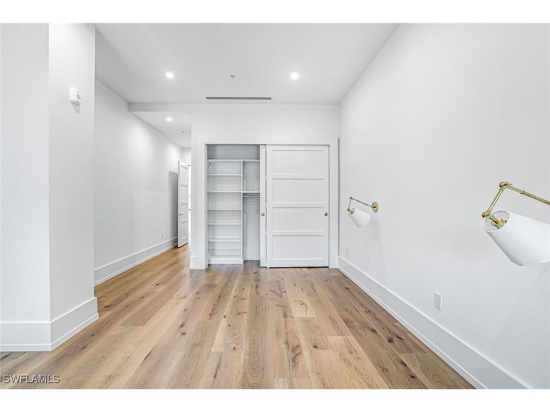 201 8th Street S #308 Naples FL 34102 225072670 image20