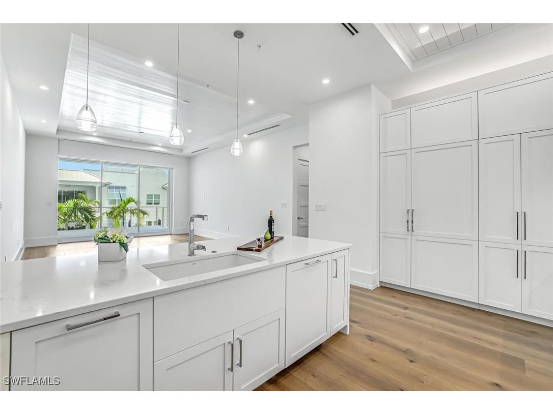 201 8th Street S #308 Naples FL 34102 225072670 image7