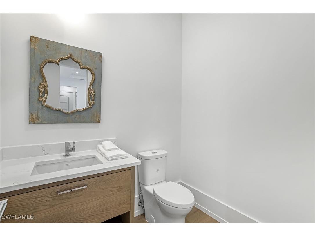 201 8th Street S #308 Naples FL 34102 226000103 image24