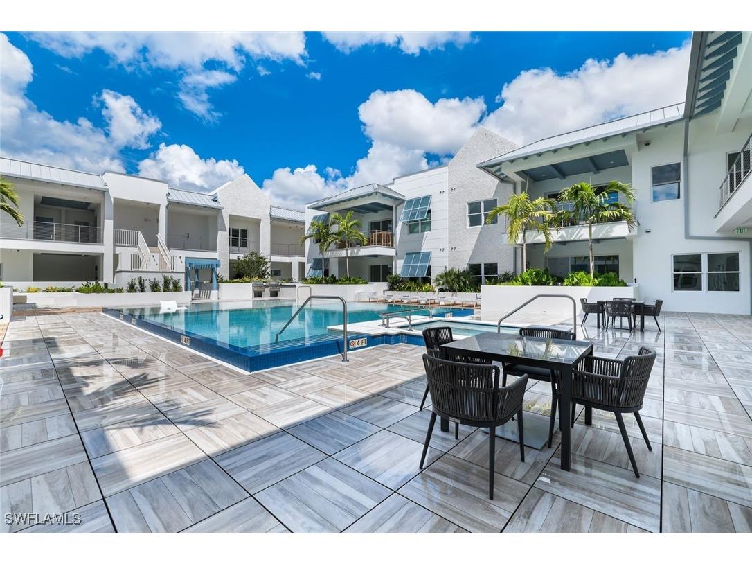 201 8th Street S #308 Naples FL 34102 226000103 image30