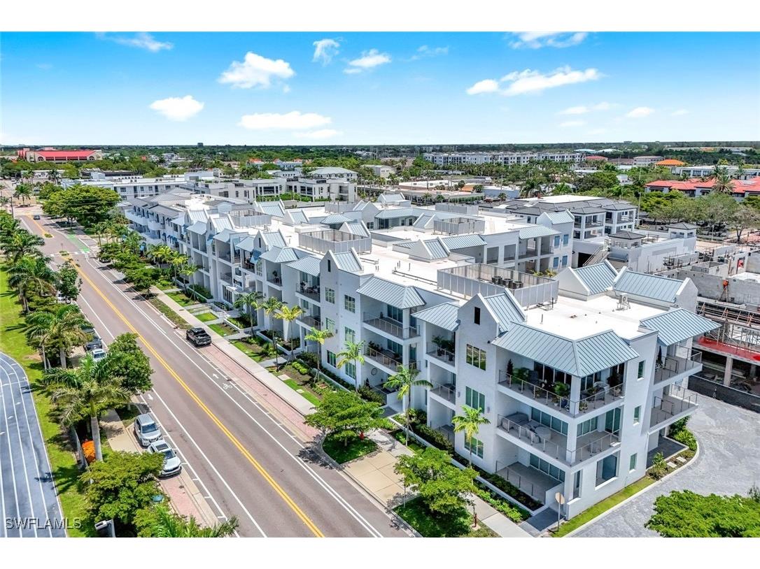 201 8th Street S #308 Naples FL 34102 226000103 image32
