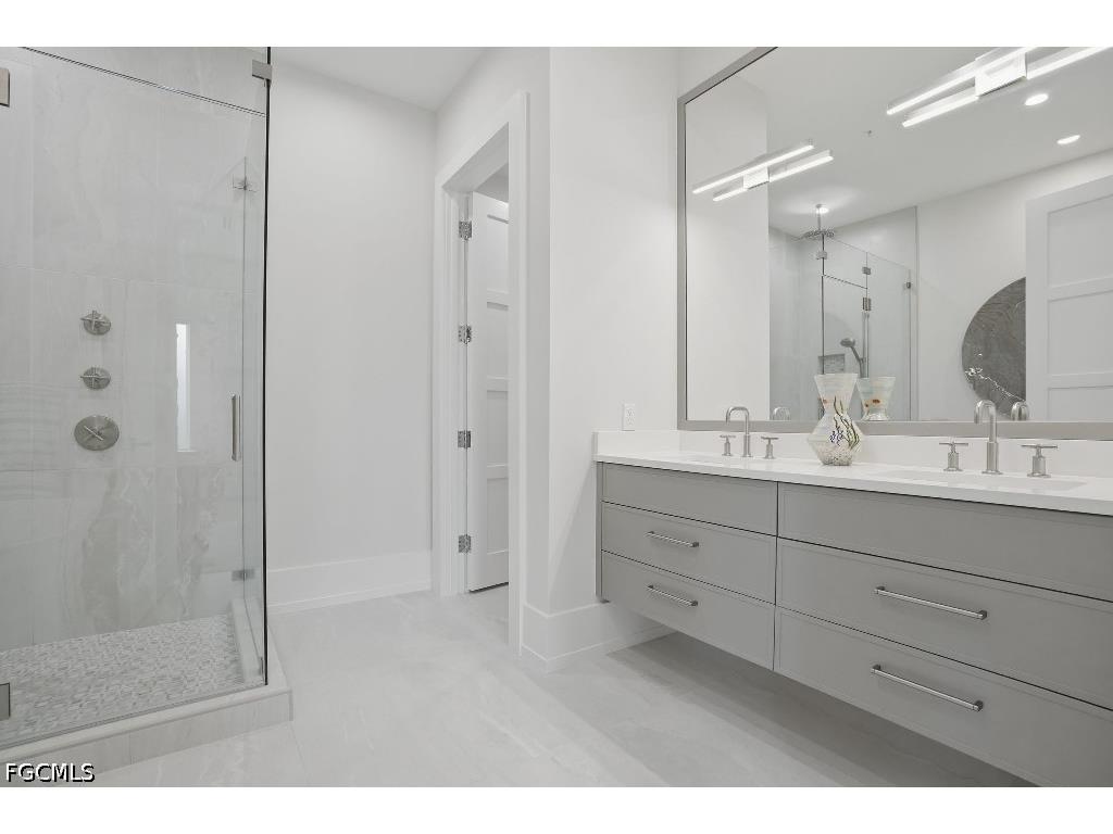 201 8th Street S #309 Naples FL 34102 2026012467 image13