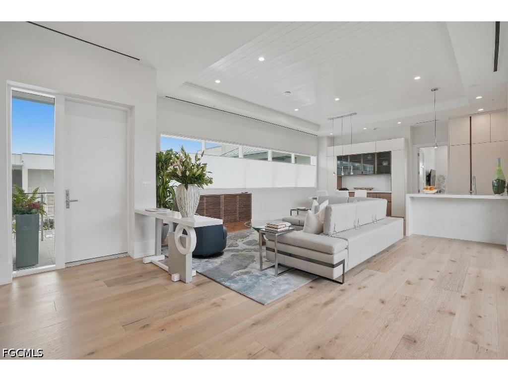201 8th Street S #309 Naples FL 34102 2026012467 image3