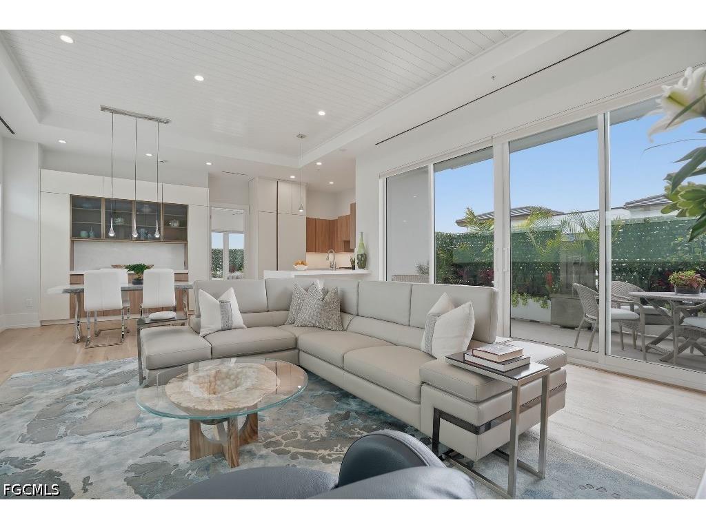 201 8th Street S #309 Naples FL 34102 2026012467 image5
