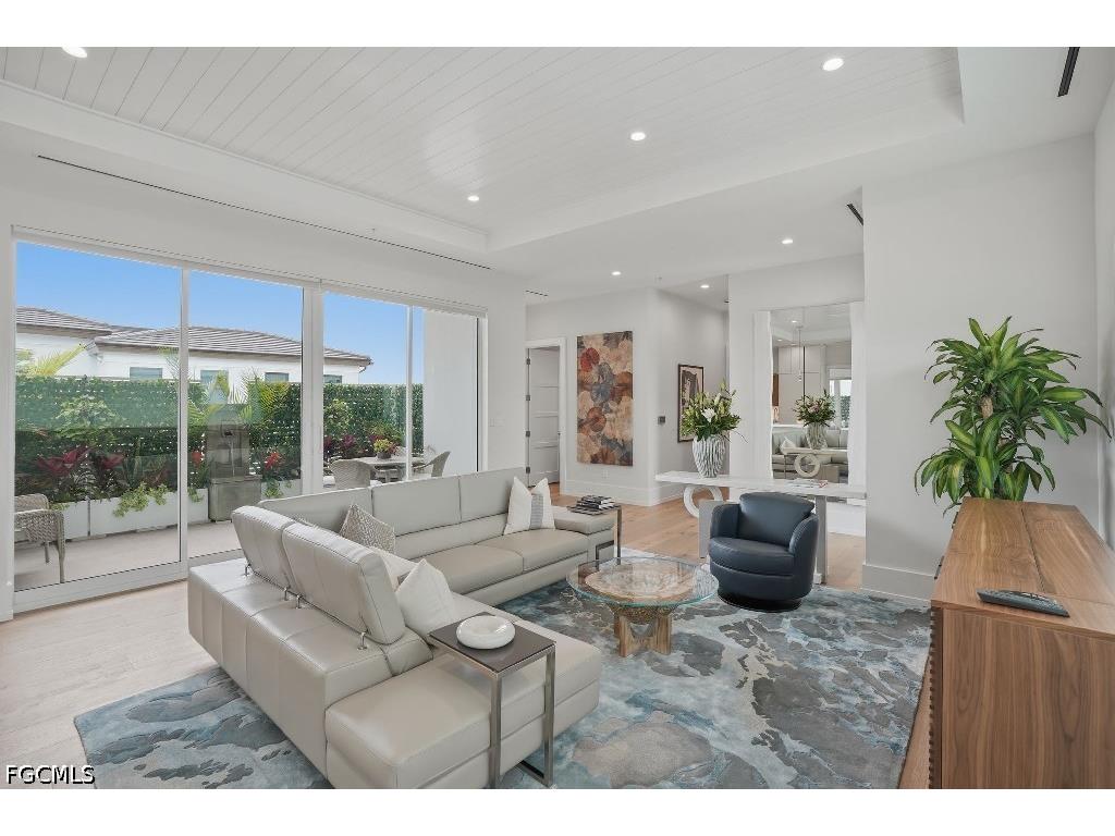 201 8th Street S #309 Naples FL 34102 2026012467 image6