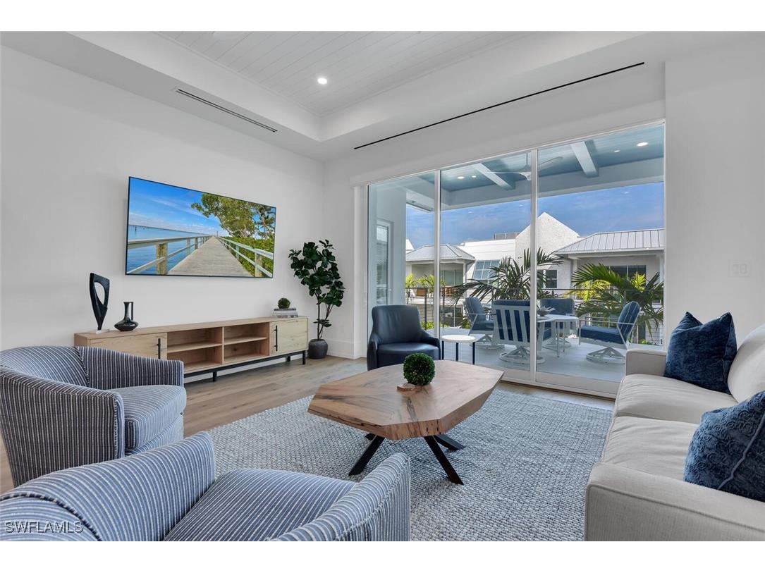 201 8th Street S #310 Naples FL 34102 225078011 image1