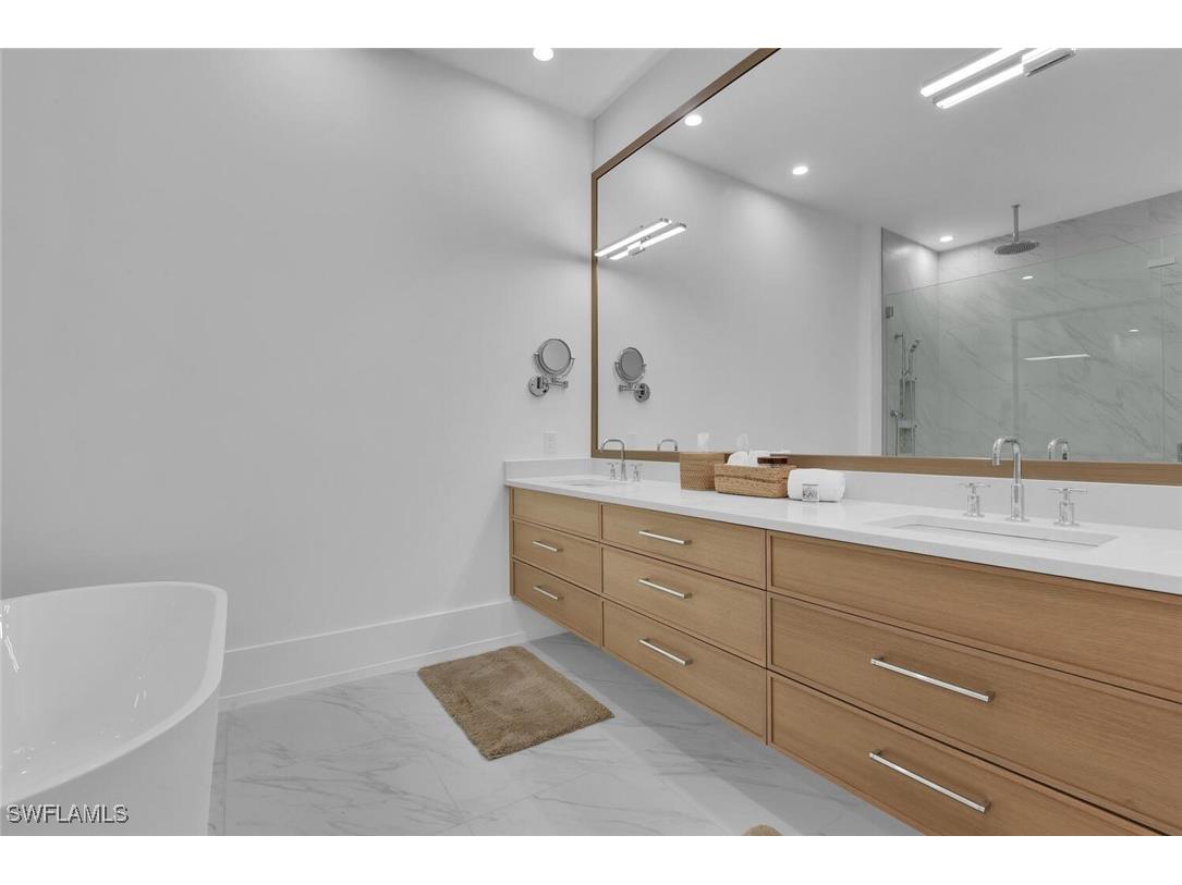 201 8th Street S #310 Naples FL 34102 225078011 image17