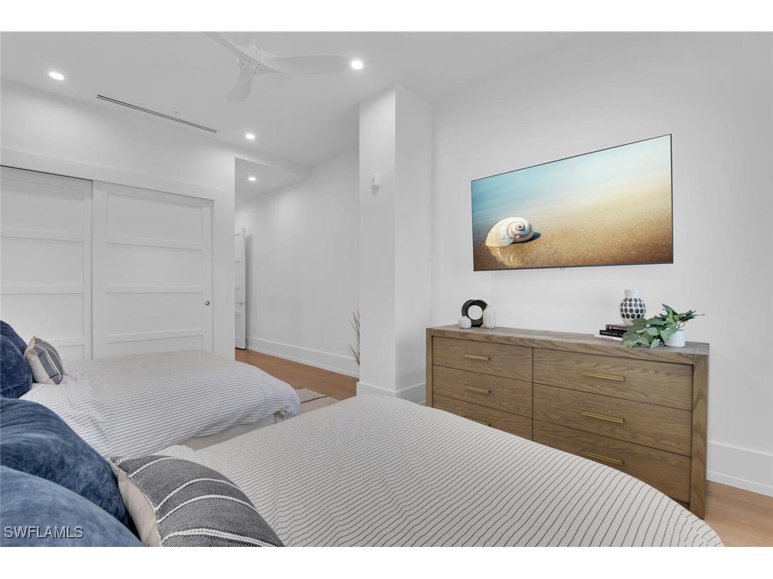 201 8th Street S #310 Naples FL 34102 225078011 image23