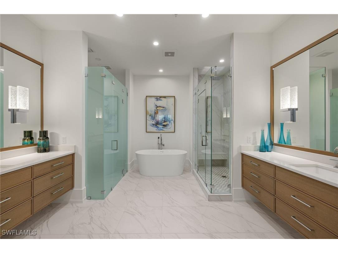 201 8th St S #104 Naples FL 34113 225033622 image17