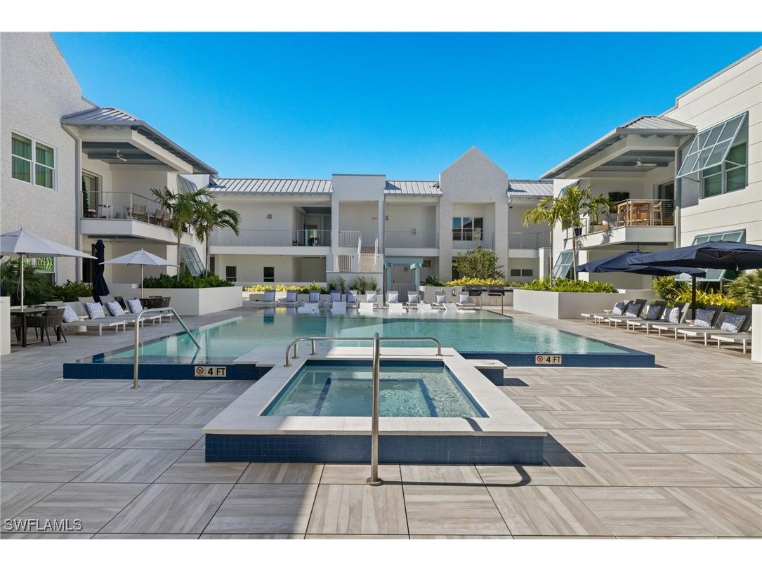 201 8th St S #104 Naples FL 34113 225033622 image32