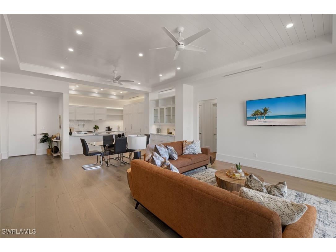 201 8th St S #104 Naples FL 34113 225033622 image4