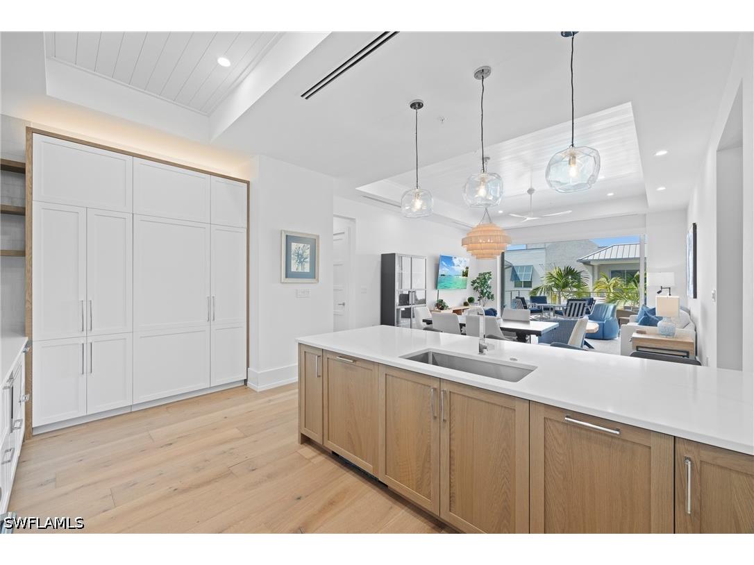 201 8th St S #310 Naples FL 34102 226018539 image12