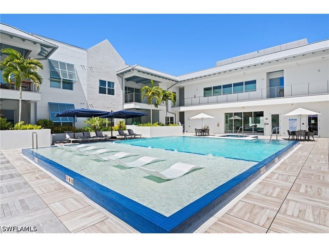 201 8th St S #310 Naples FL 34102 226018539 image2