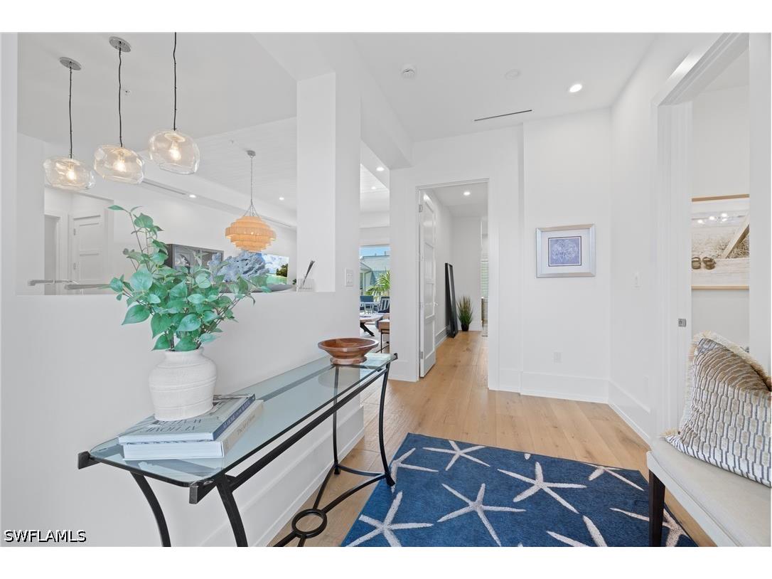 201 8th St S #310 Naples FL 34102 226018539 image21