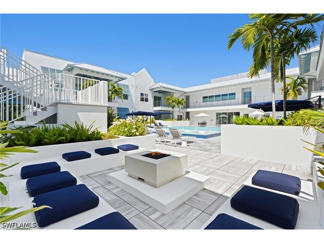201 8th St S #310 Naples FL 34102 226018539 image32