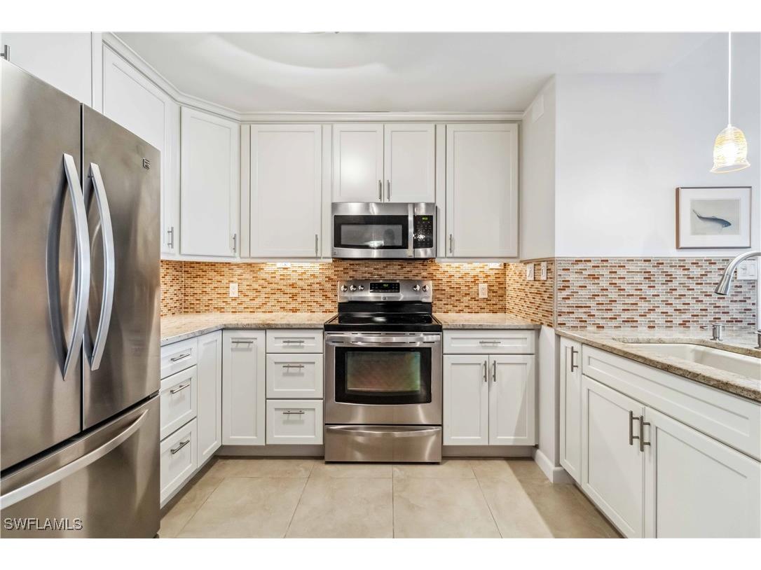 201 Arbor Lake Drive #2-404 Naples FL 34110 225013095 image8