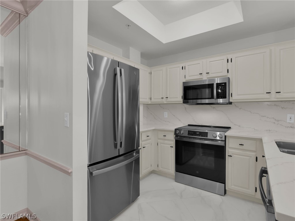 201 Arbor Lake Drive #204 Naples FL 34110 226006077 image5