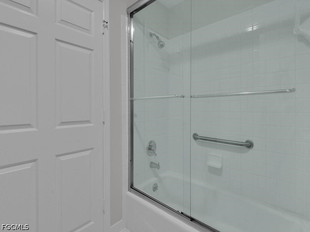 201 Arbor Lake Drive #404 Naples FL 34110 2026021078 image20