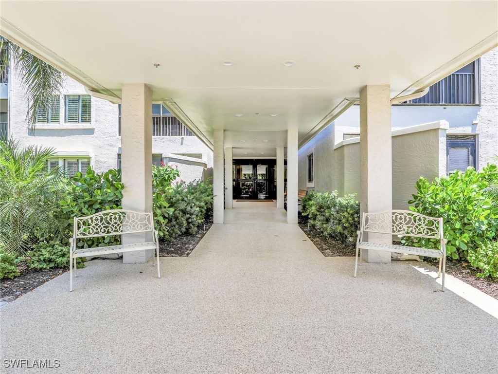 201 Arbor Lake Drive #406 Naples FL 34110 225064578 image27