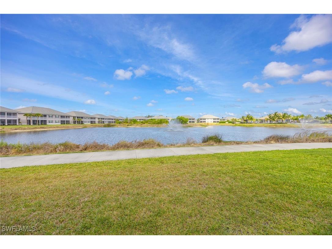 201 Indies Drive E #102 Naples FL 34114 225056988 image26