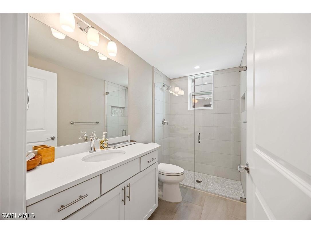 201 Indies Drive E #102 Naples FL 34114 226023530 image22