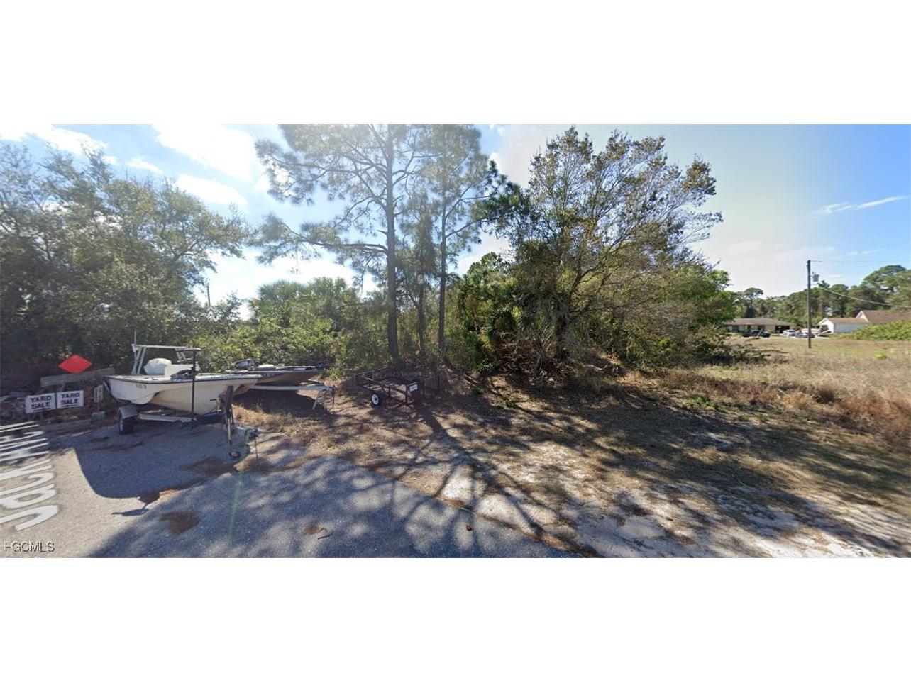 201 Jack Avenue N Lehigh Acres FL 33971 2025014982 image4