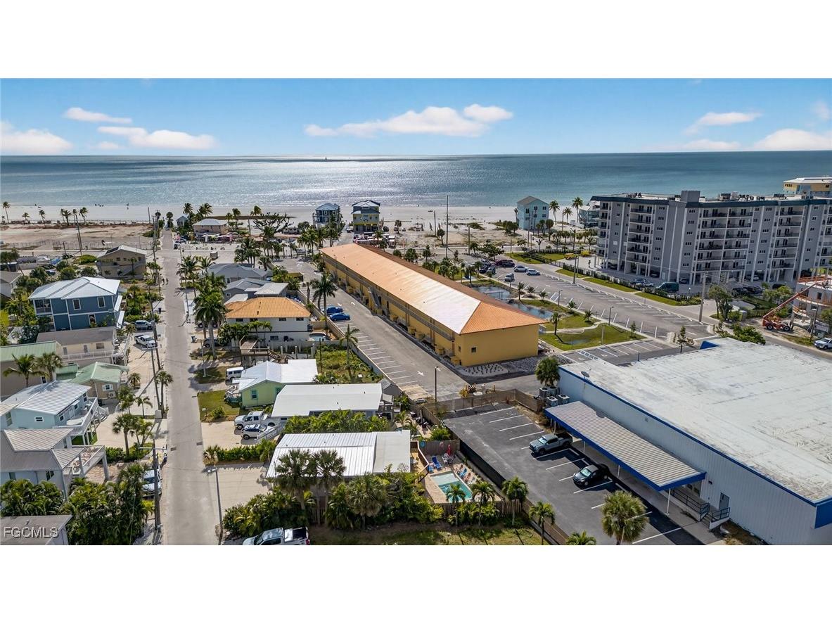 201 Miramar Street Fort Myers Beach FL 33931 2025025097 image1