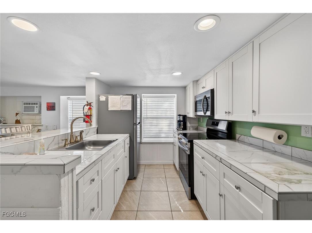 201 Miramar Street Fort Myers Beach FL 33931 2025025097 image28