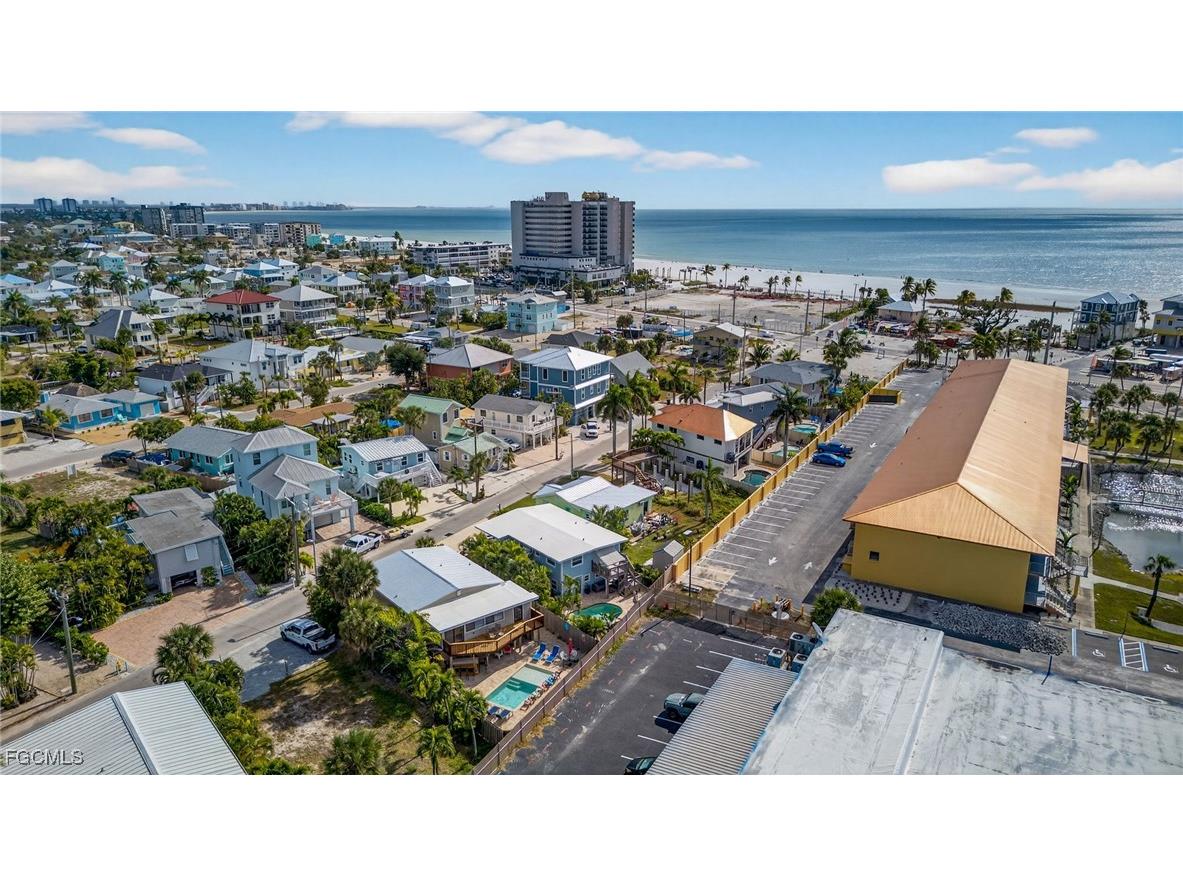 201 Miramar Street Fort Myers Beach FL 33931 2025025097 image40