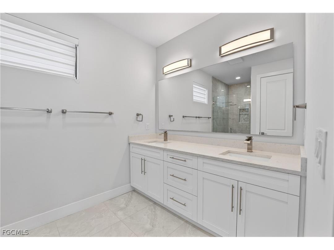 201 NW 3rd Lane Cape Coral FL 33993 2026008768 image20