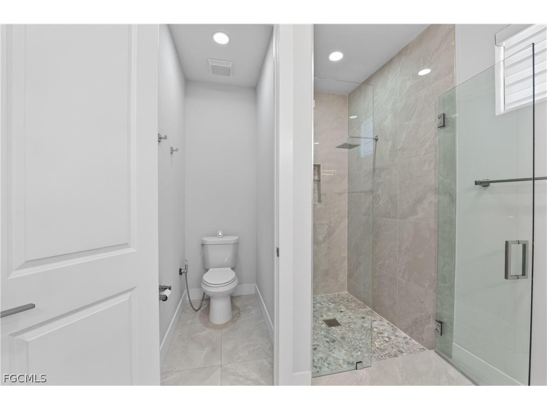 201 NW 3rd Lane Cape Coral FL 33993 2026008768 image22