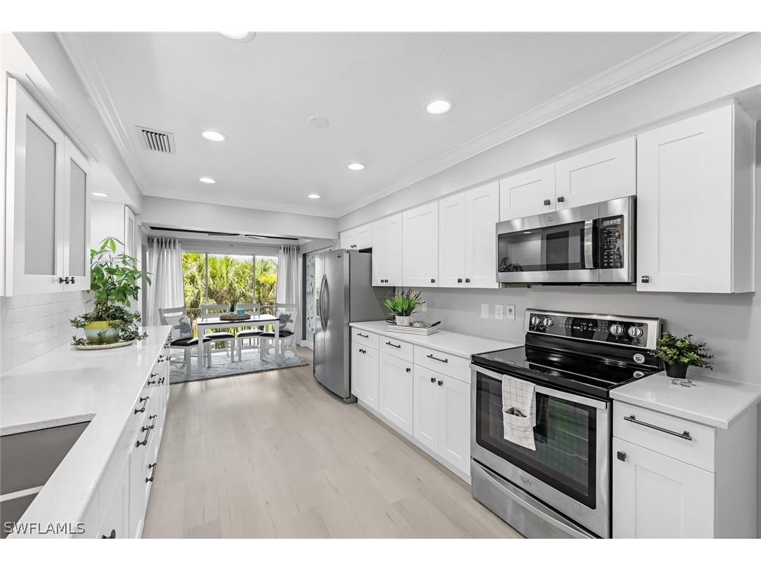 201 Palm River Boulevard #E201 Naples FL 34110 224054353 image1