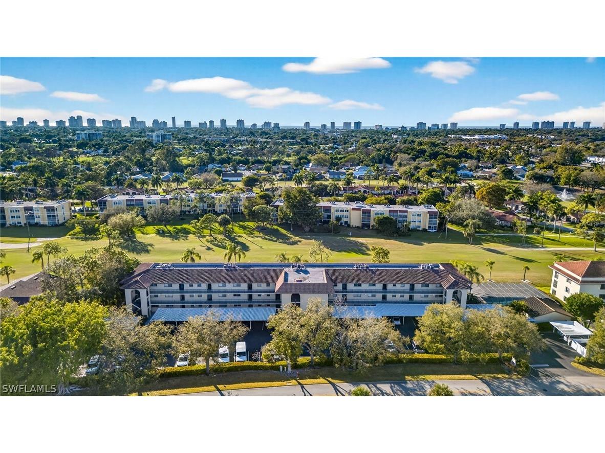 201 Quail Forest Boulevard #109 Naples FL 34105 226009006 image1