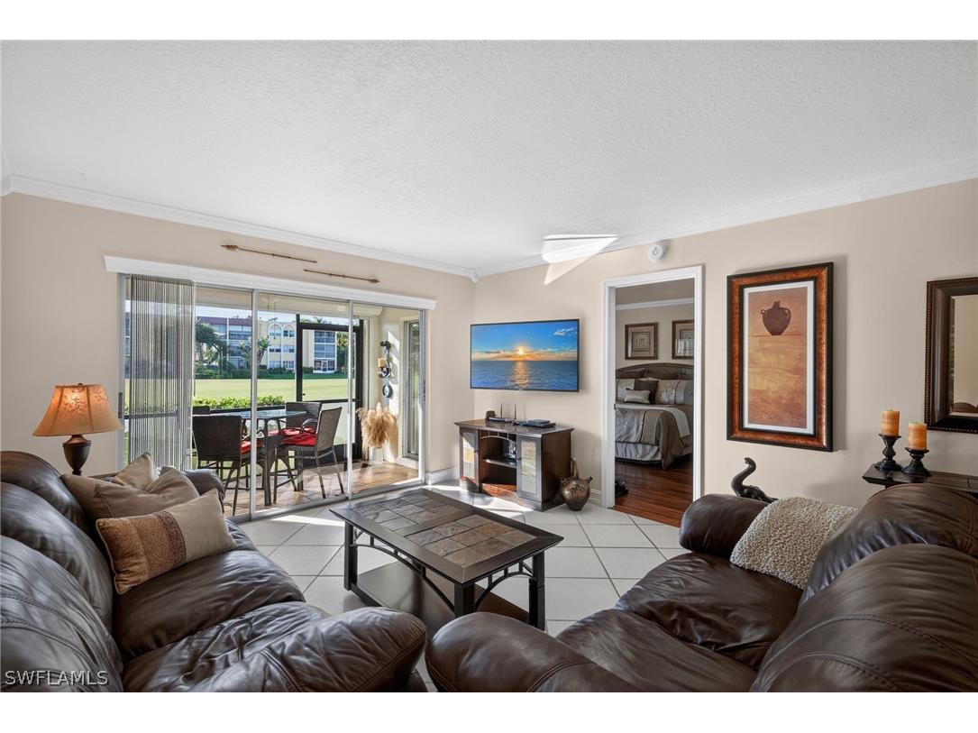 201 Quail Forest Boulevard #109 Naples FL 34105 226009006 image4