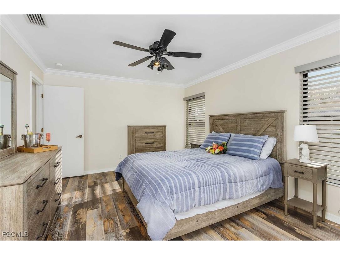 201 SE 28th Terrace Cape Coral FL 33904 2025010086 image10