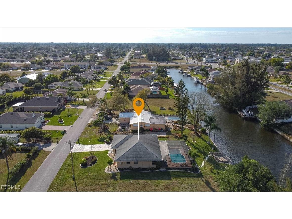 201 SE 28th Terrace Cape Coral FL 33904 2025010086 image30