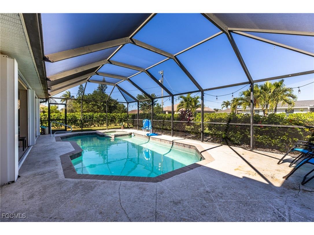 201 SW 35th Street Cape Coral FL 33914 2025024395 image22