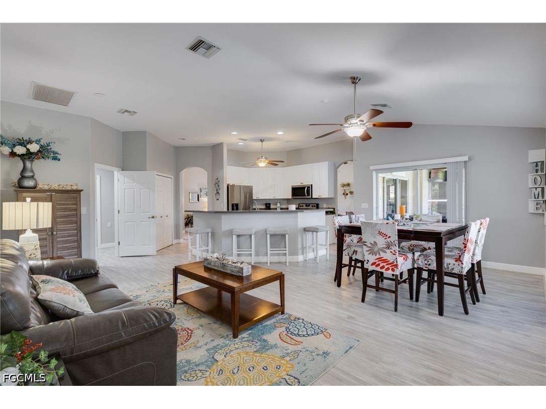 201 SW 35th Street Cape Coral FL 33914 2026019547 image11