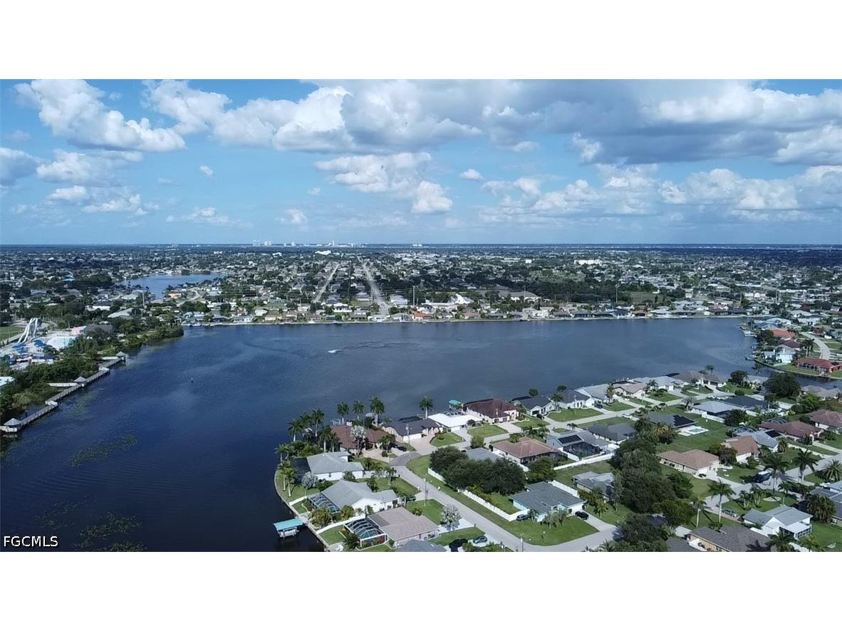 201 SW 8th Street Cape Coral FL 33991 2026024929 image37