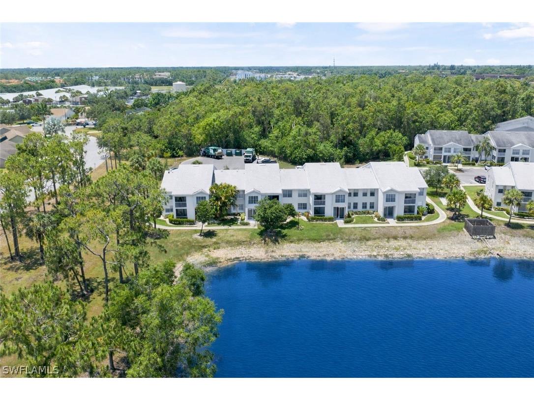 201 Santa Clara Drive #13 Naples FL 34104 226009823 image1