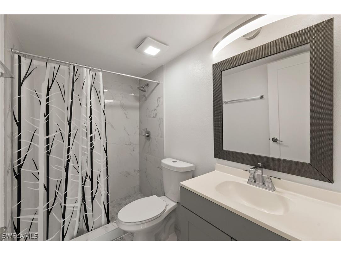 201 Santa Clara Drive #13 Naples FL 34104 226009823 image13