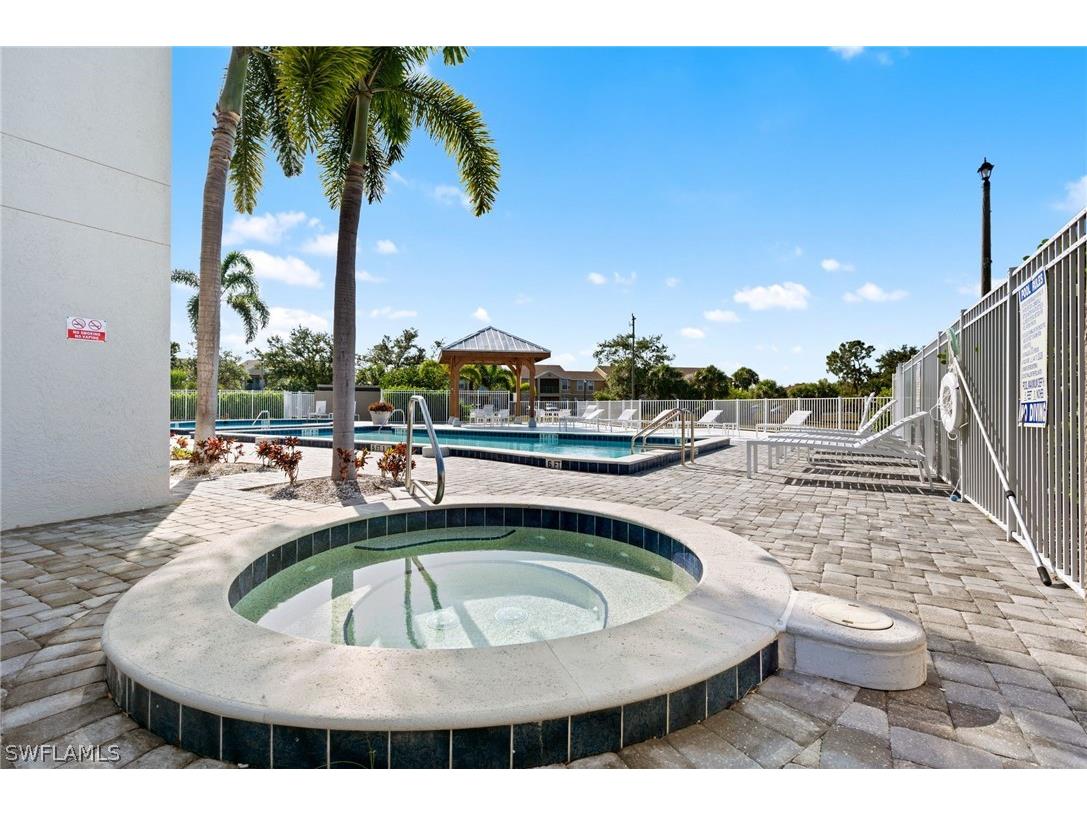 201 Santa Clara Drive #13 Naples FL 34104 226009823 image35