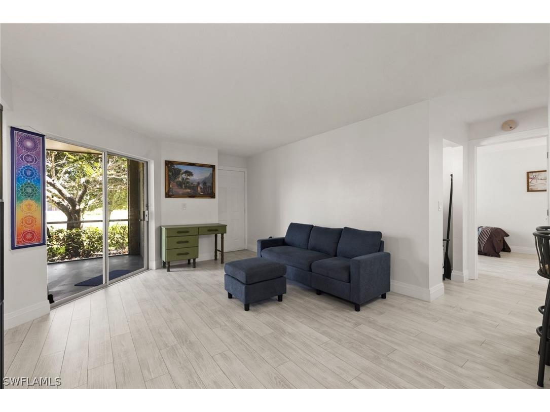 201 Santa Clara Drive #13 Naples FL 34104 226009823 image4