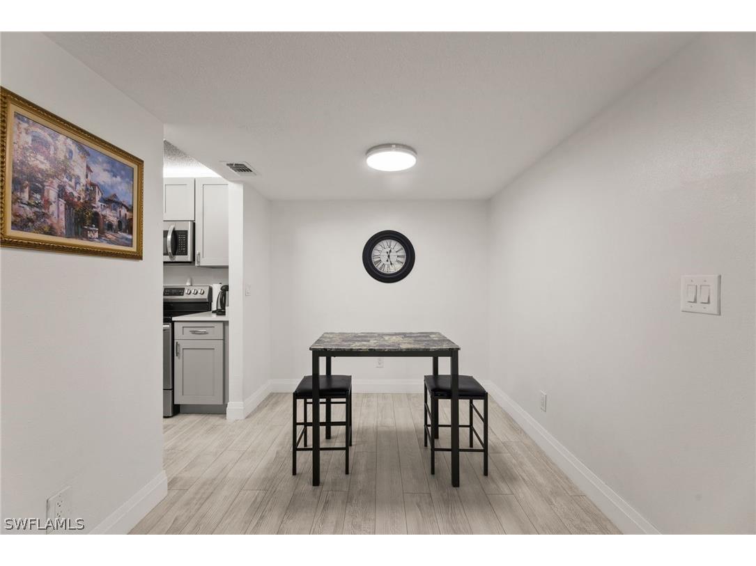 201 Santa Clara Drive #13 Naples FL 34104 226009823 image5