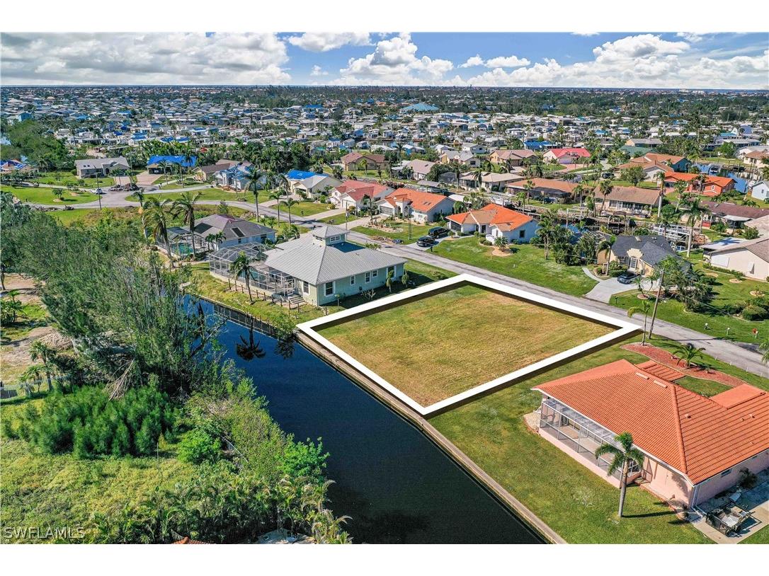 201 Singapore Road Punta Gorda FL 33950 223006737 image1