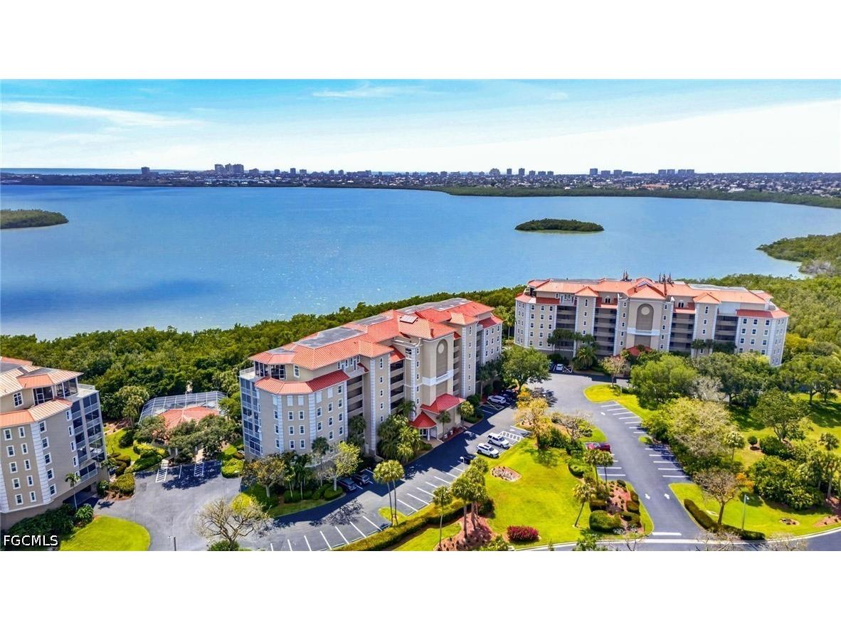201 Vintage Bay Drive #B10 Marco Island FL 34145 2026018492 image1